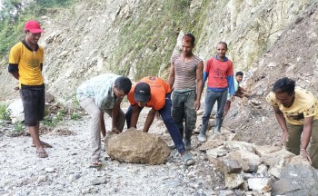 पाँच वटा प्रदेशका केही ठाउँमा ठूलो पानी पर्ने र पहिरो जाने जोखिम छ : महाशाखा